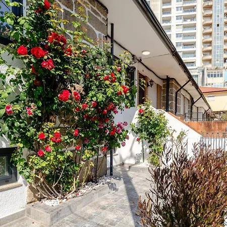 Dom wakacyjny Hostwise - Quinta Do Vintem W/ Terrace Near Wow Vila Nova de Gaia