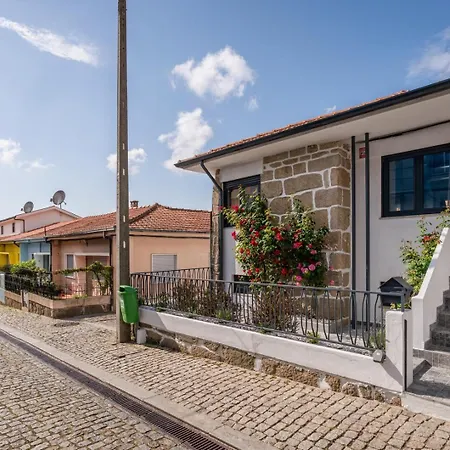 Hostwise - Quinta Do Vintem W/ Terrace Near Wow Holiday home *