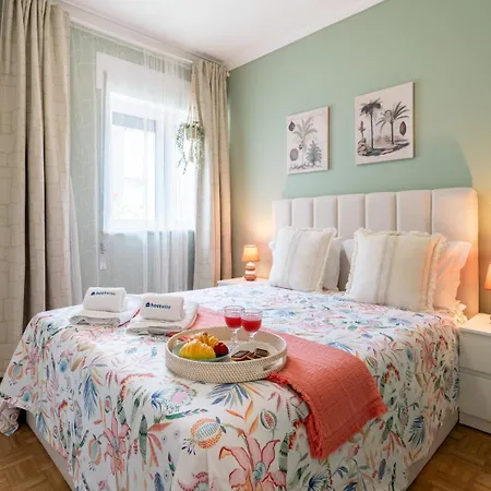 Hébergement de vacances Hostwise - Quinta Do Vintém W/ Terrace Near Wow Vila Nova de Gaia