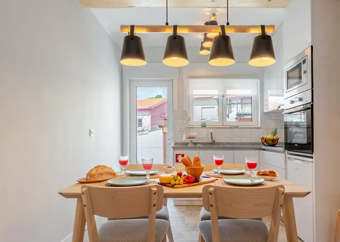 Tatil Evi Hostwise - Quinta Do Vintem W/ Terrace Near Wow Vila Nova de Gaia